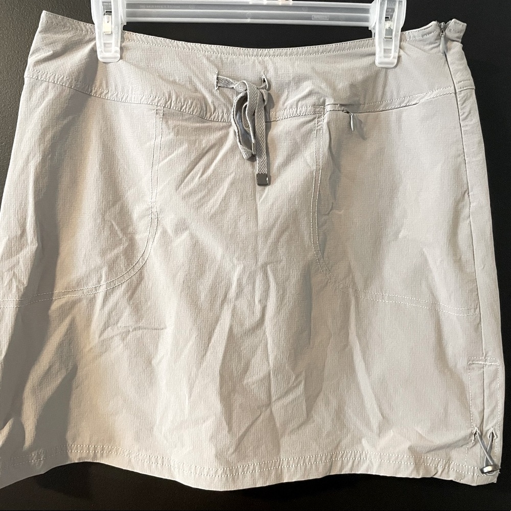 Green Tea grey skort worn once
